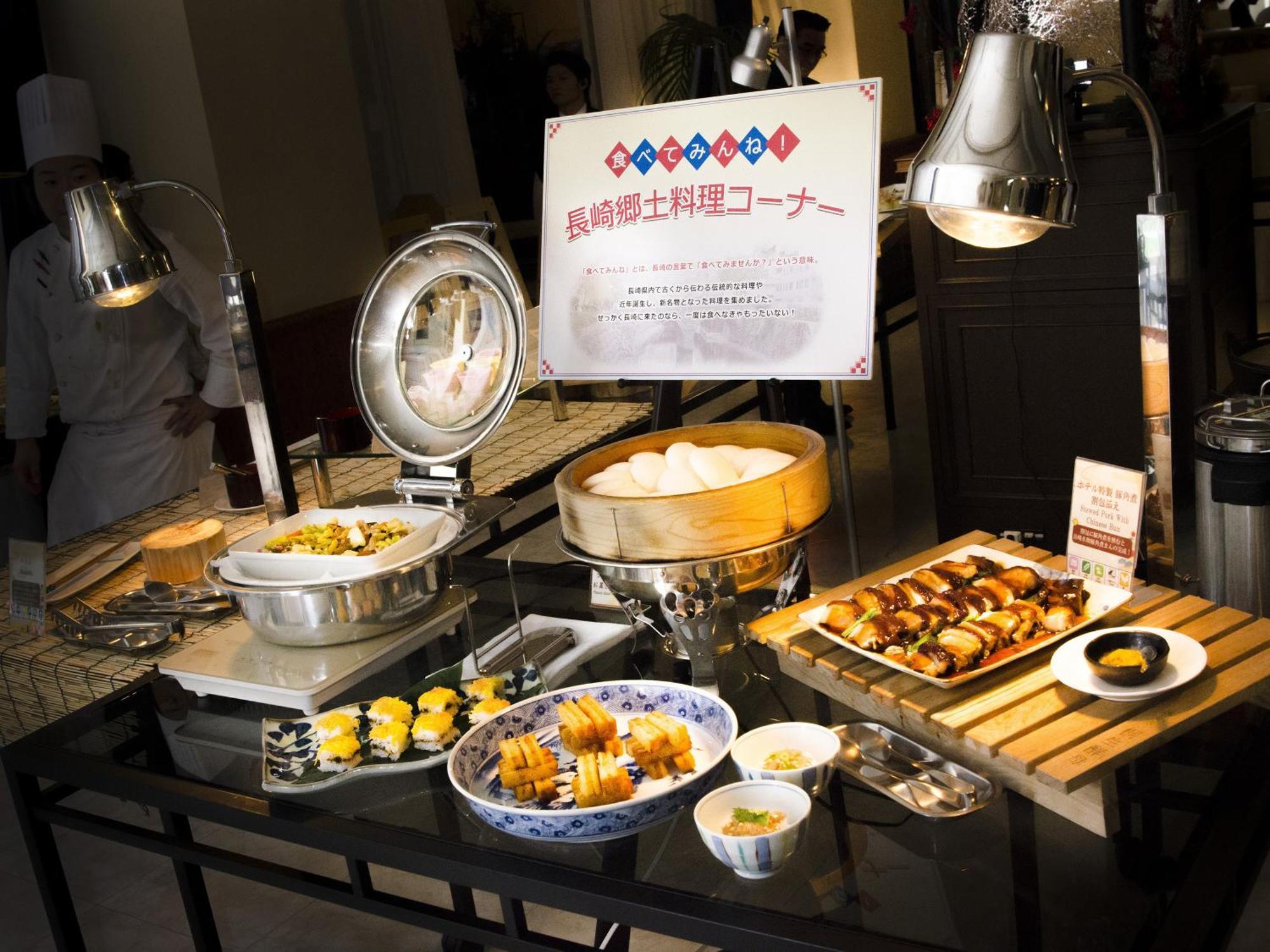 Hotel Den Haag Huis Ten Bosch Сасебо Экстерьер фото A chafing dish