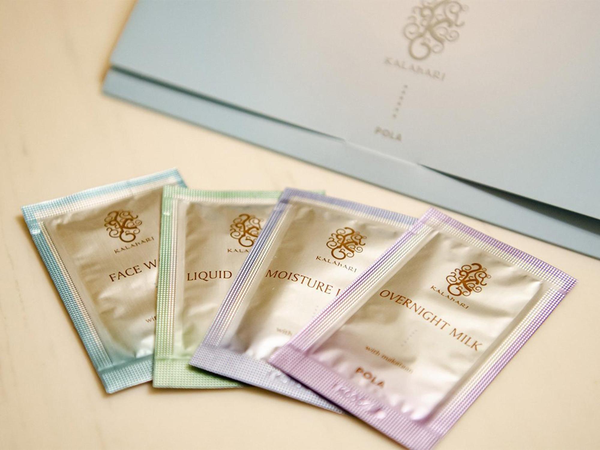 Hotel Den Haag Huis Ten Bosch Сасебо Экстерьер фото A selection of the four flavours of the tea